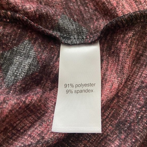 Maurices NWT Red Plaid Tank Top Size Small - Picture 8 of 10